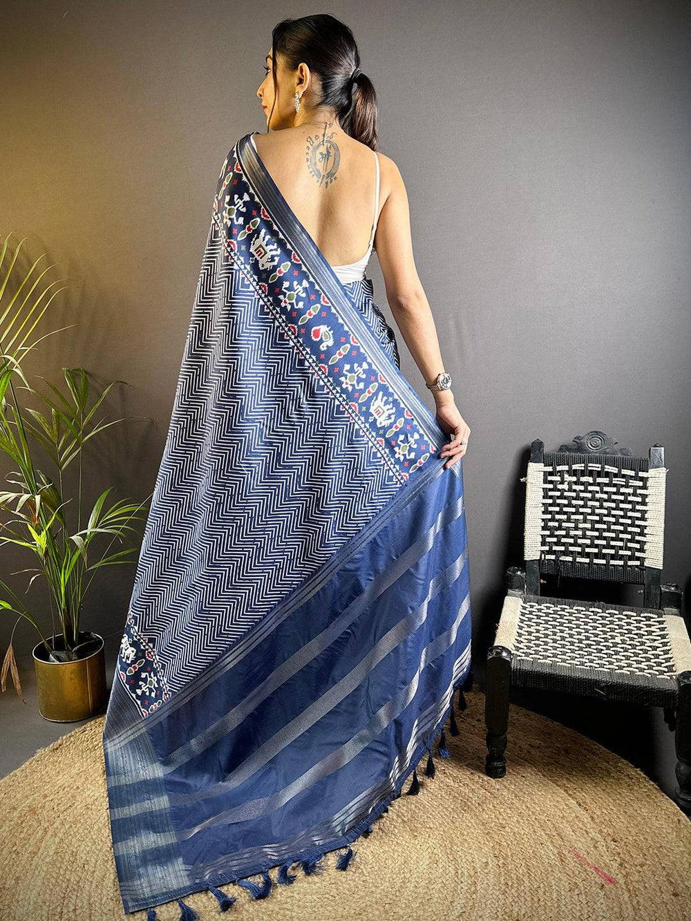 Navy Blue Zig Zag Kalamkari Kanchi Silk Saree