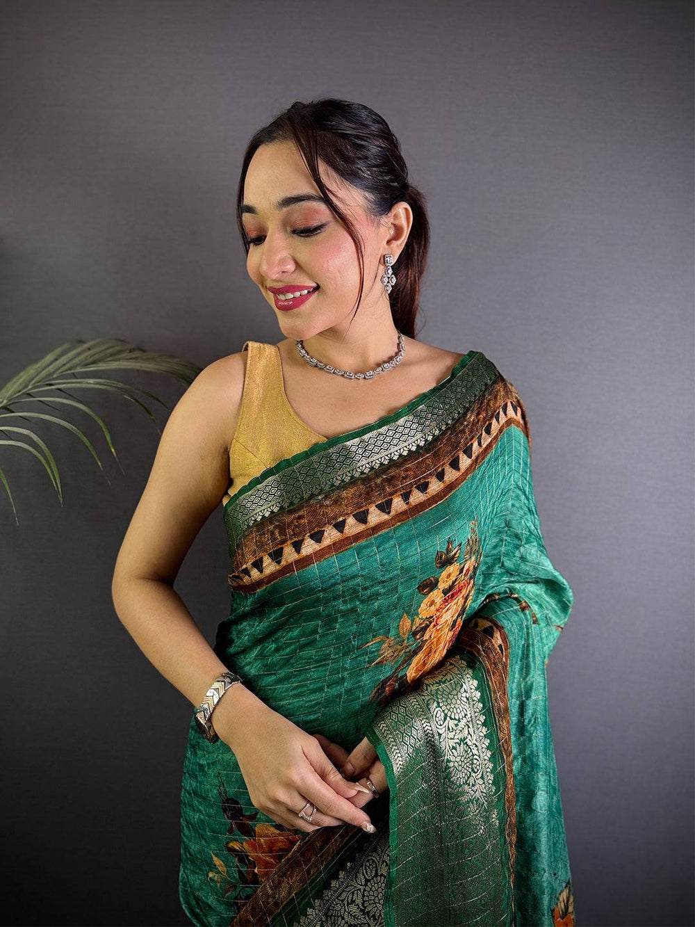 Emerald Green Floral Printed Viscose Saree