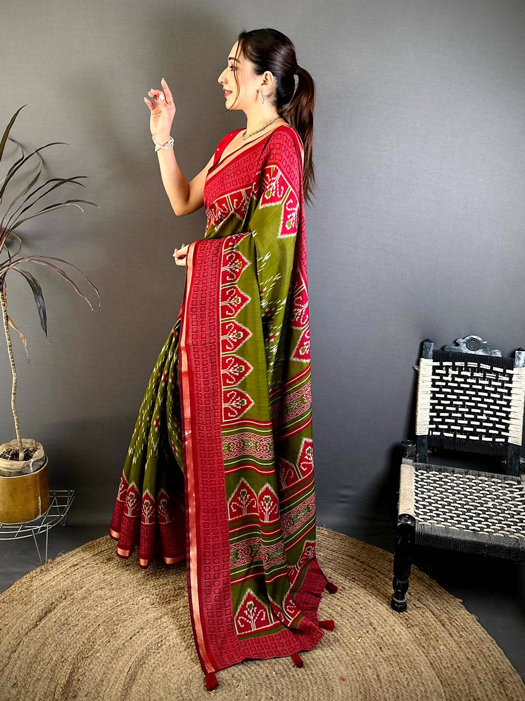 Olive Mul Cotton Ikkat Rudraksha Border Saree