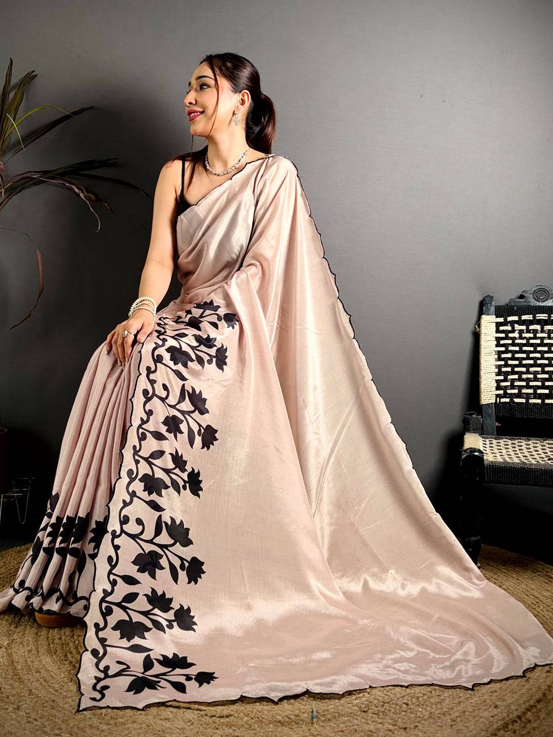 Stylish Soft Chiffon Resham Cutwork Saree