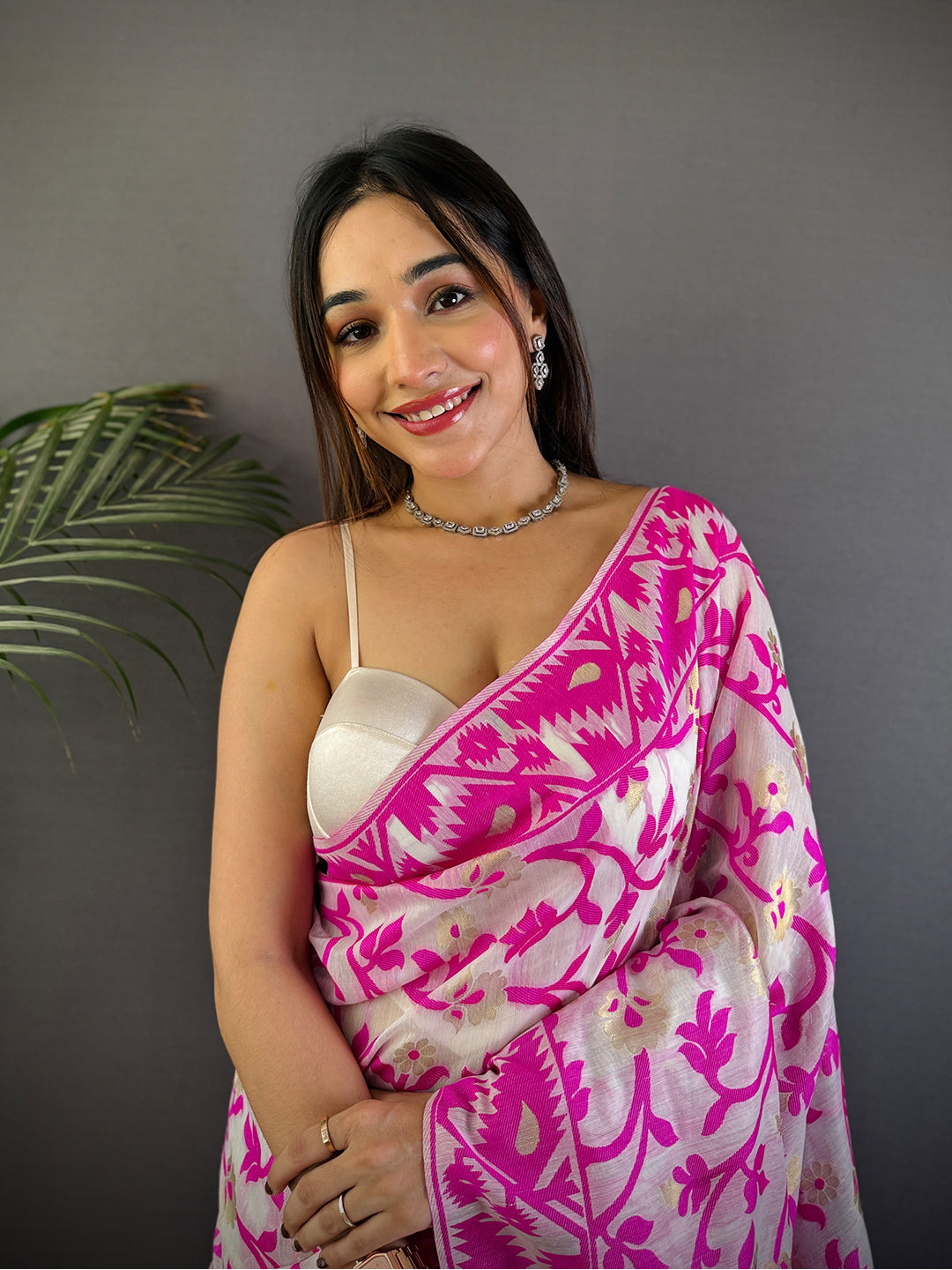 Radiant Pink Dhakai Jamdani Cotton Silk Saree