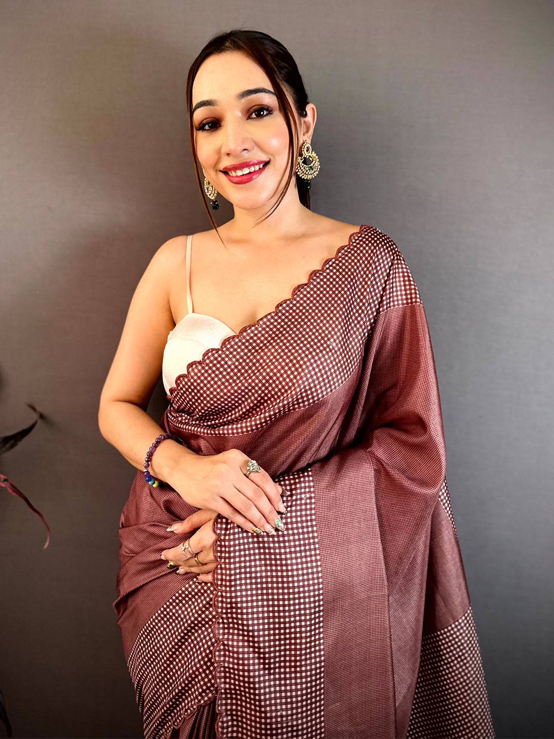 Classic Checks Pattern Tussar Saree