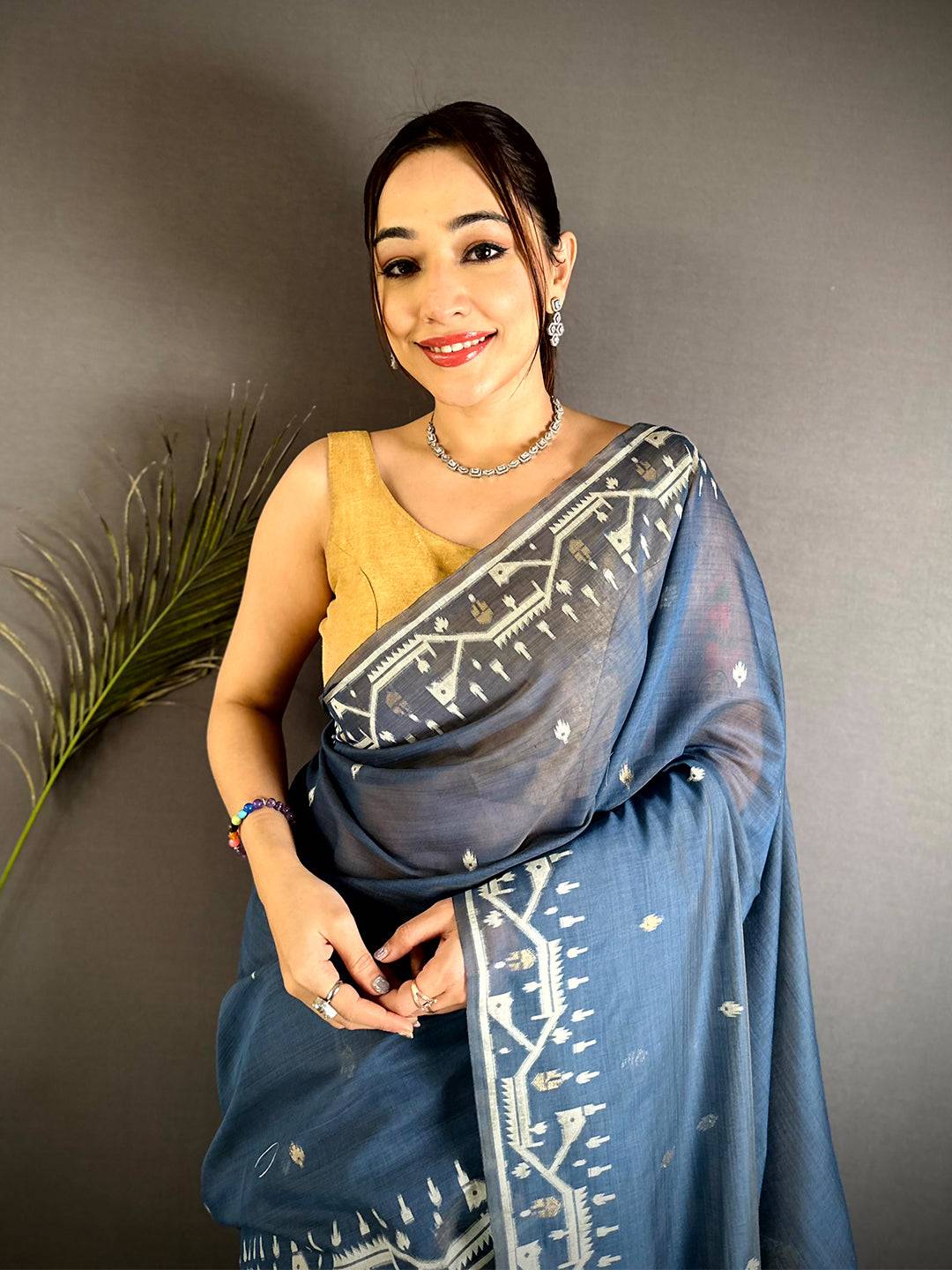 Heritage Lakhani Linen Saree
