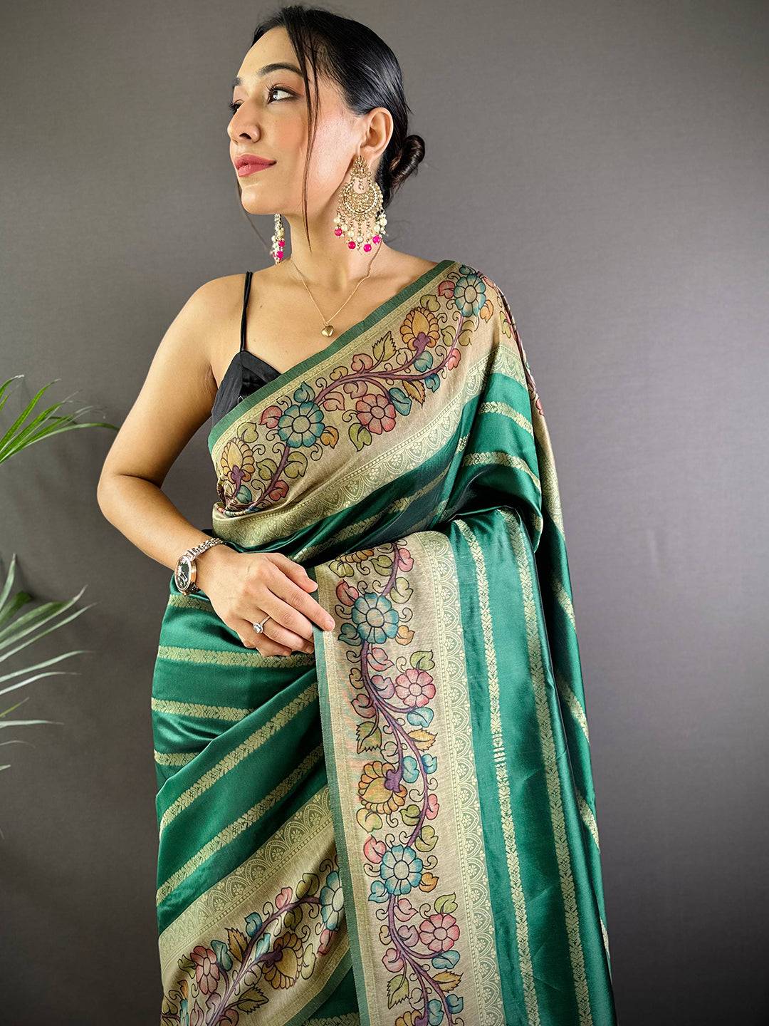 Green Geometric Zari And Kalamkari Silk Saree