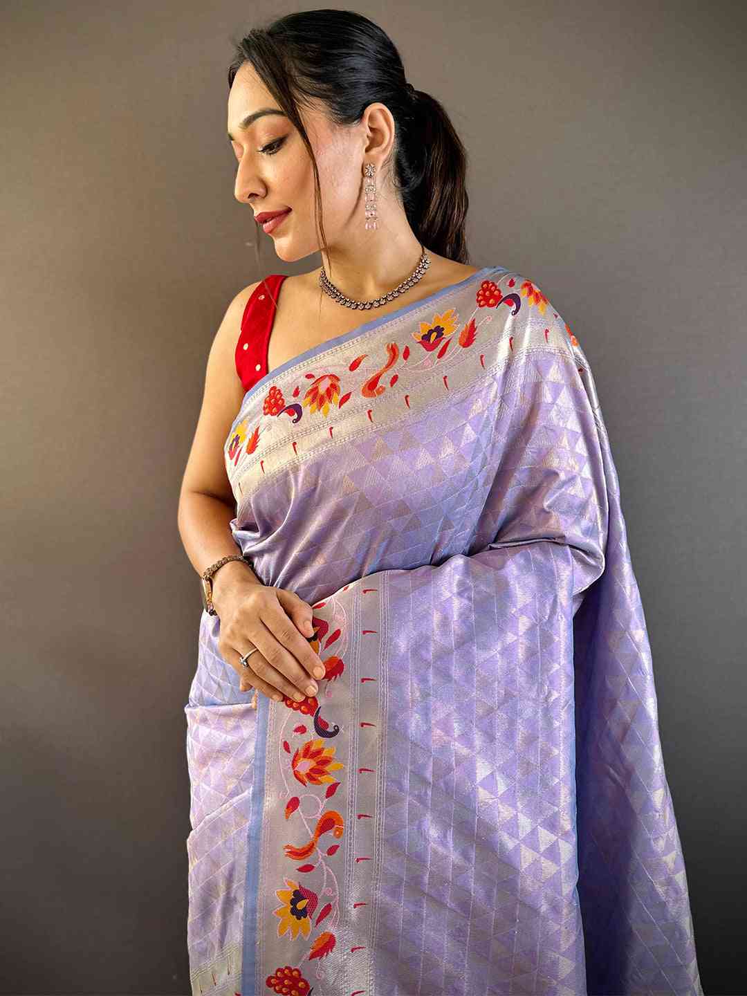 Lavender Silk Blend Woven Zari Work Paithani Saree

