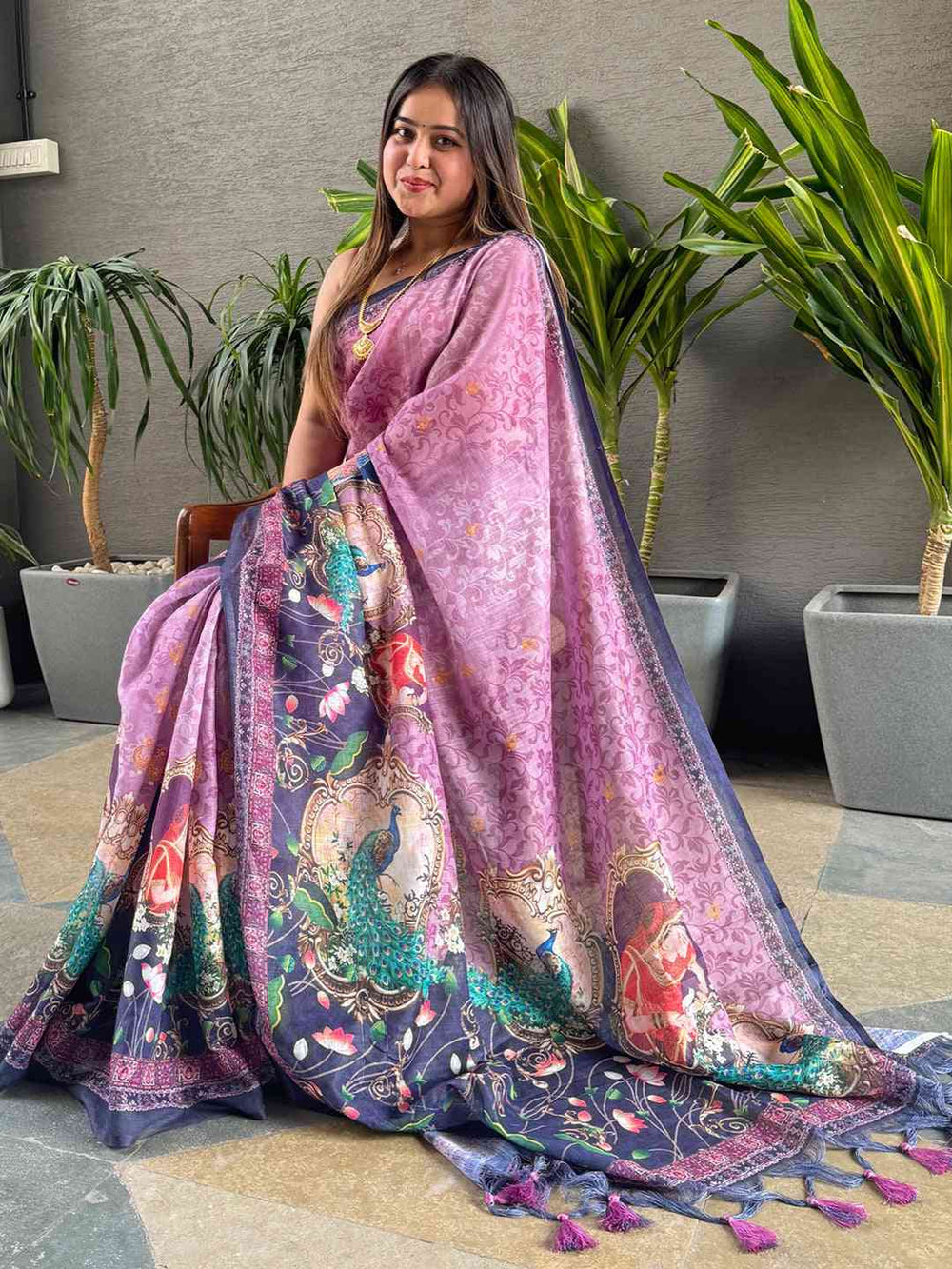 Purple linen saree with digital print and majestic border