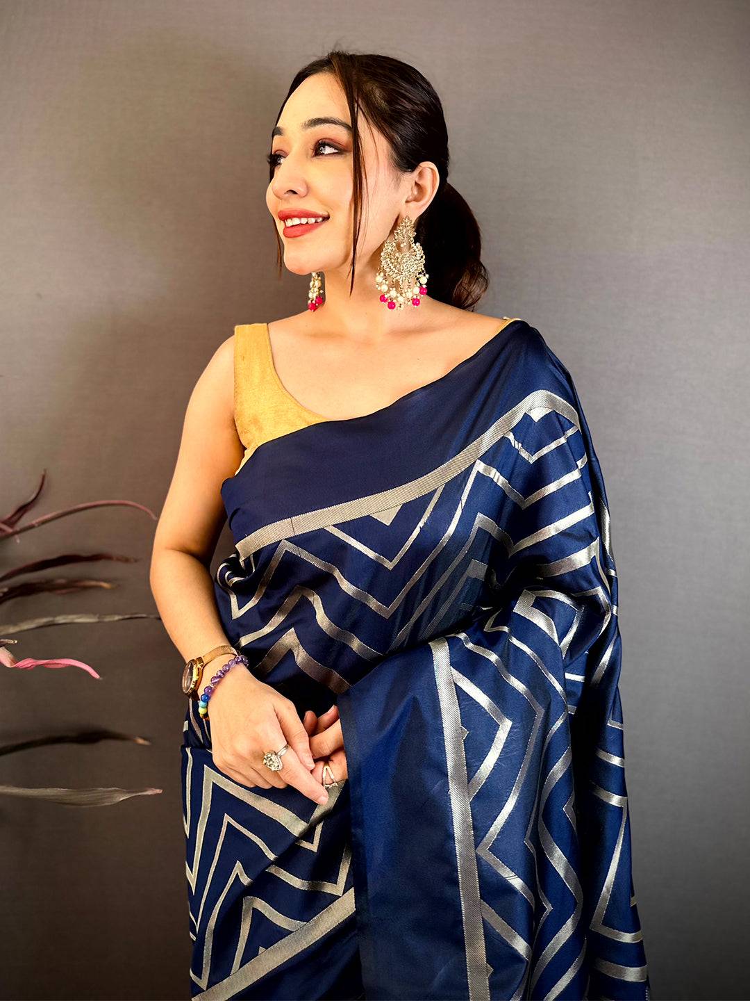 Navy Geometric Zari Weave Banarasi Saree