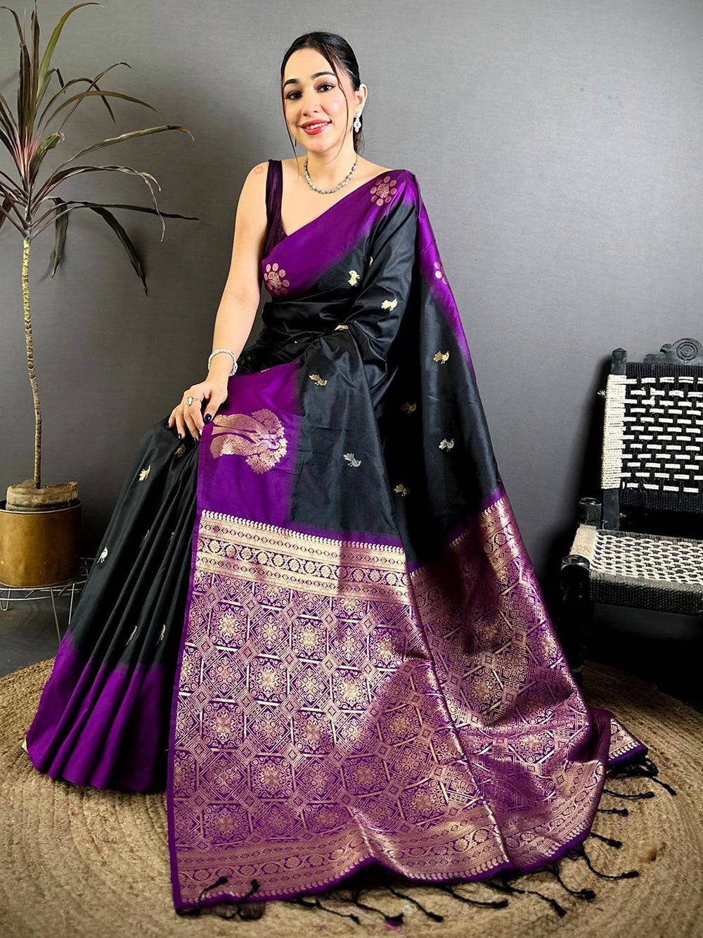 Black Silk Contrast Patta Border Saree