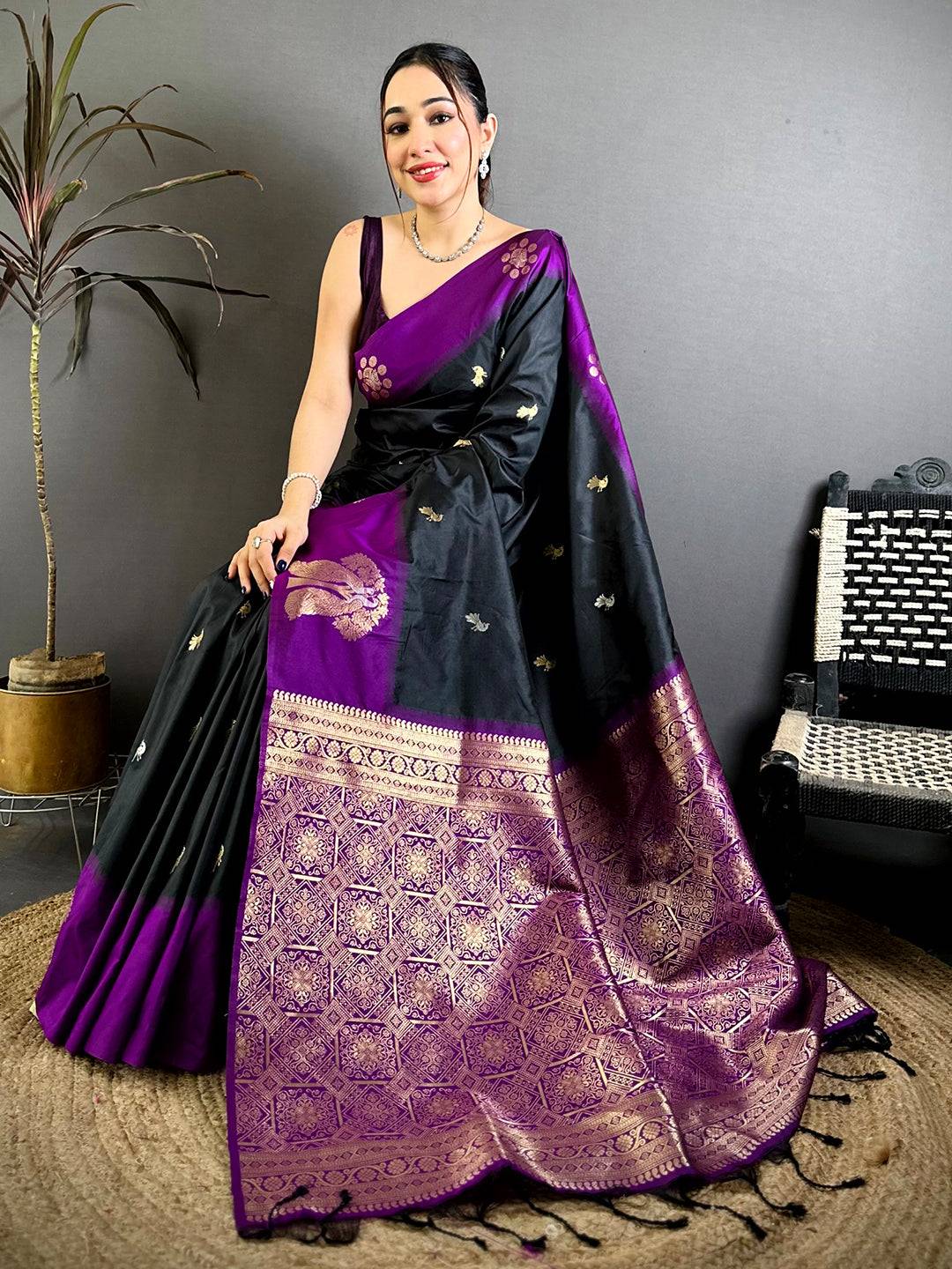 Black Silk Contrast Patta Border Saree