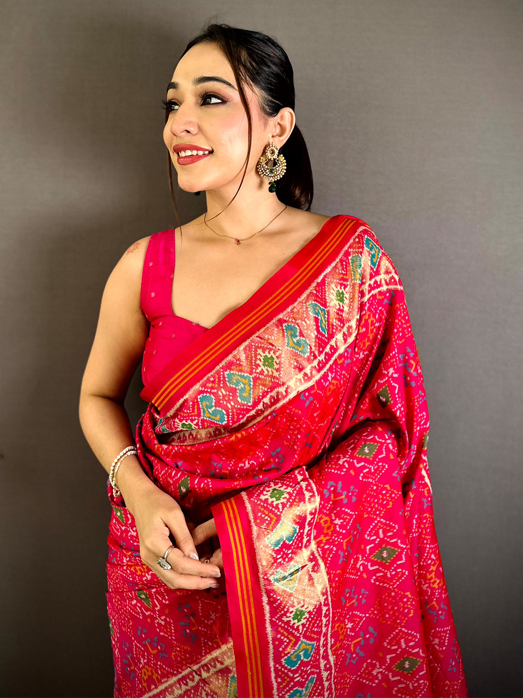 Stylish Ikkat Weaving Patola Silk Saree