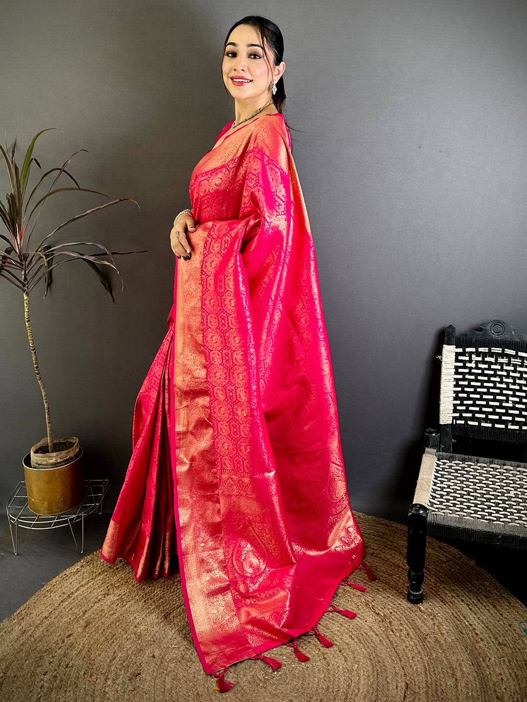 Classic Kanjivaram Self Gold Zari Weave Saree