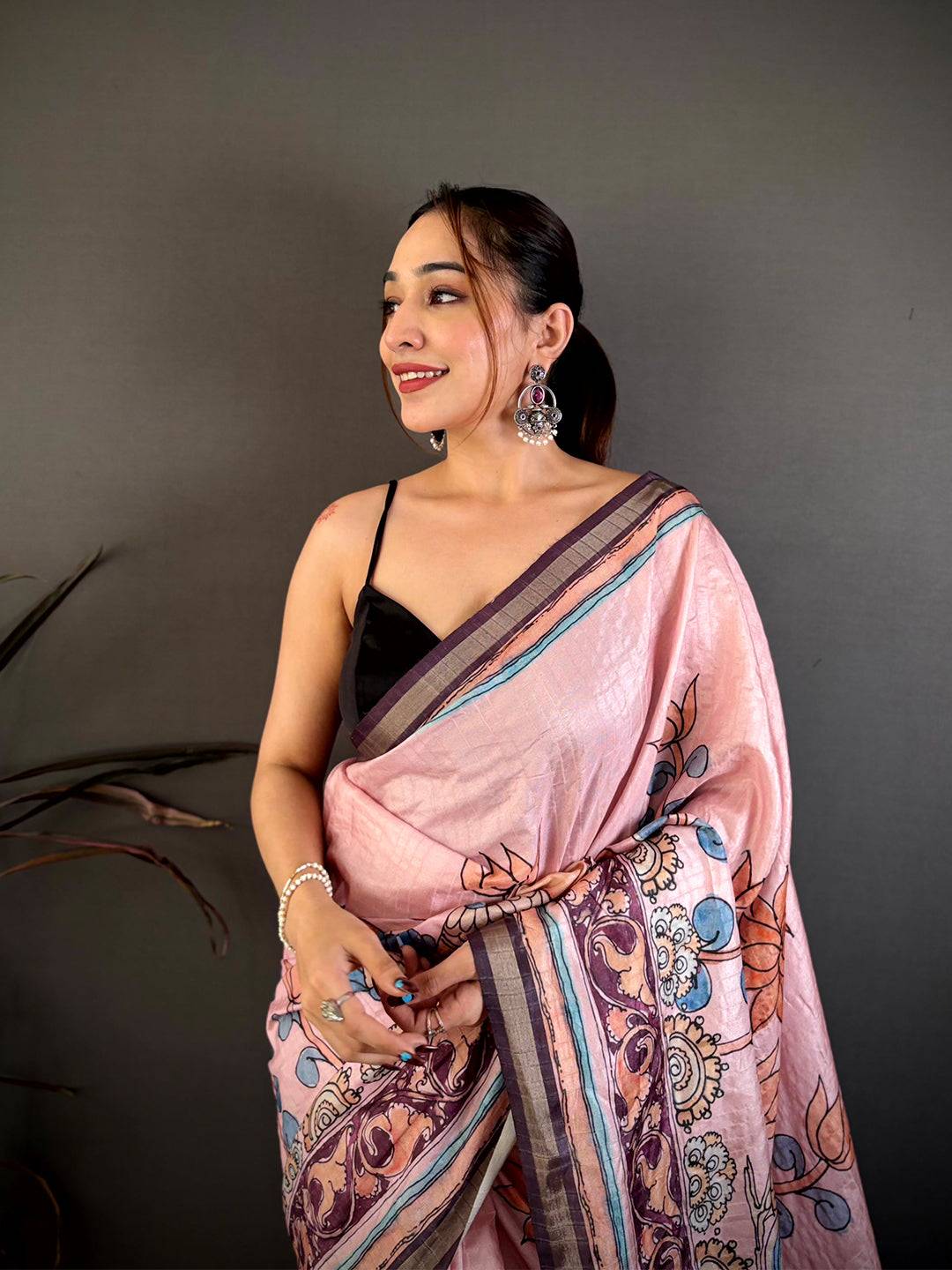 Stylish Kalamkari Lotus Tussar Saree