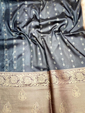 Majestic Banarasi Silk Krishna Motif Pattu Saree