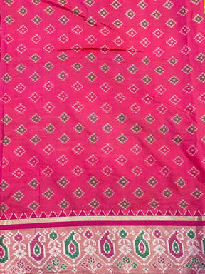 Yellow Soft Silk Saree With Patola Weaving