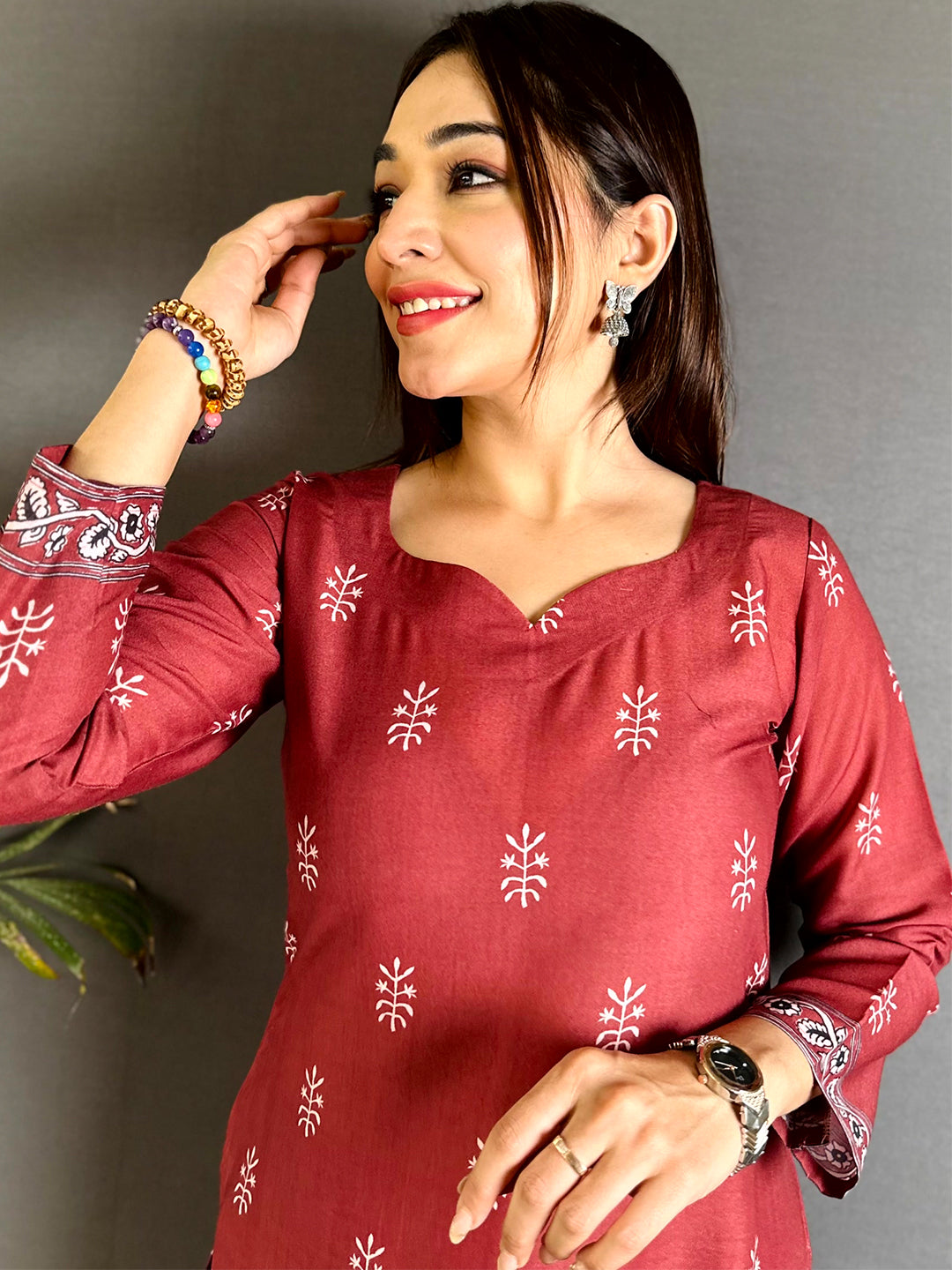 Paan Neck Kalamkari Art Kurti