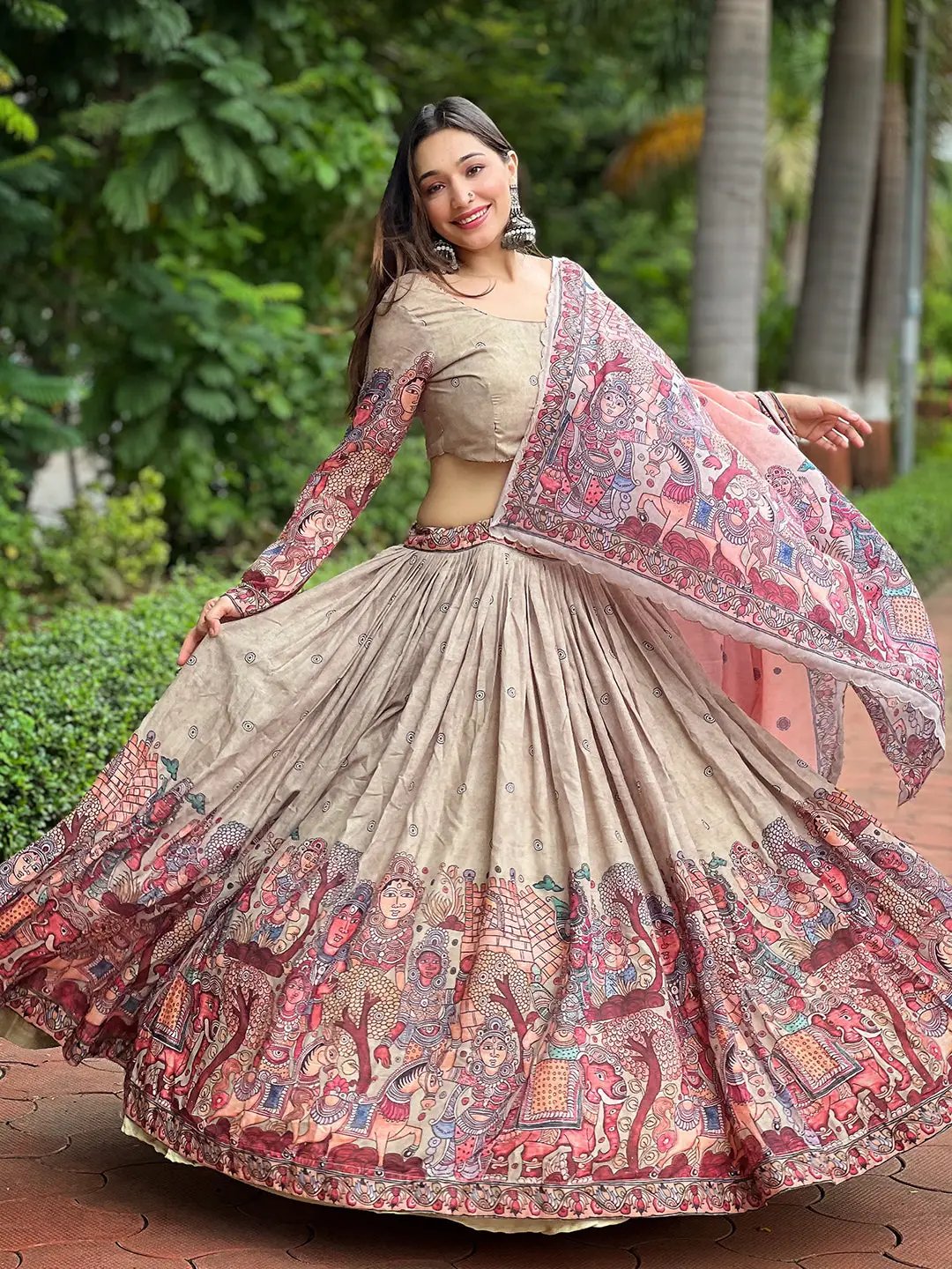 Elegant Kalamkari Lehenga Set with detailed patterns