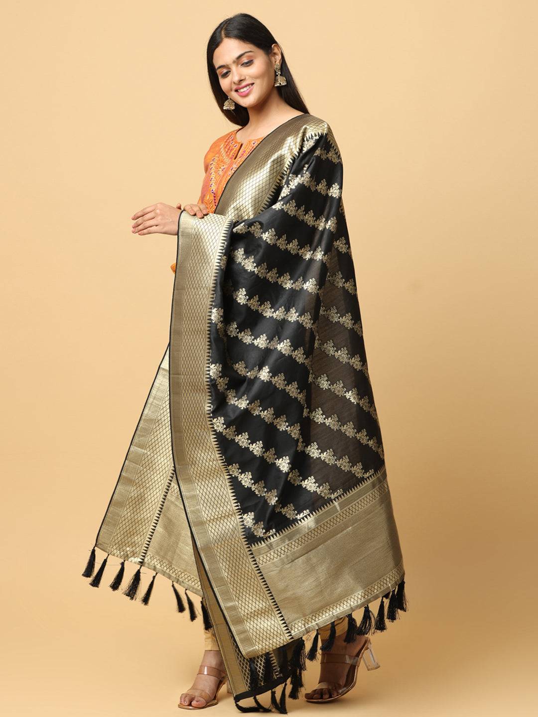 Luxurious black dupatta with ornate woven design.