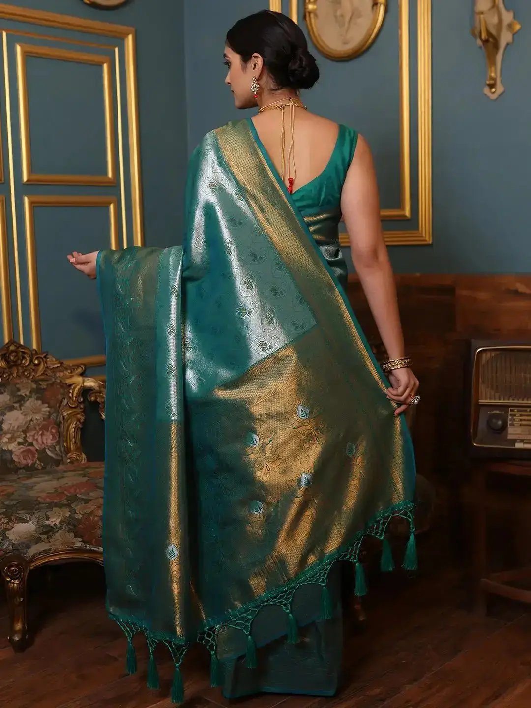 Kanjivaram Silk Saree With Zari Work