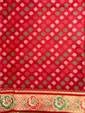 Elegant Black Pochampally Patola Silk Saree