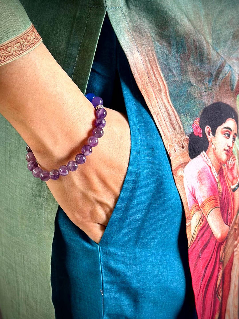 Elegant Painting Art V Neck Kurti
