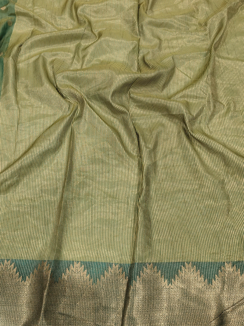 Green Hand Dyed Raw Silk Saree