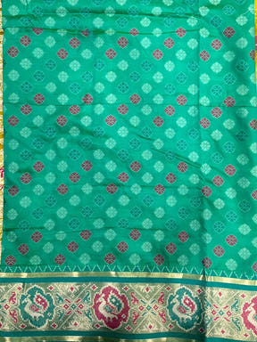 Elegant Green Pochampally Patola Silk Saree

