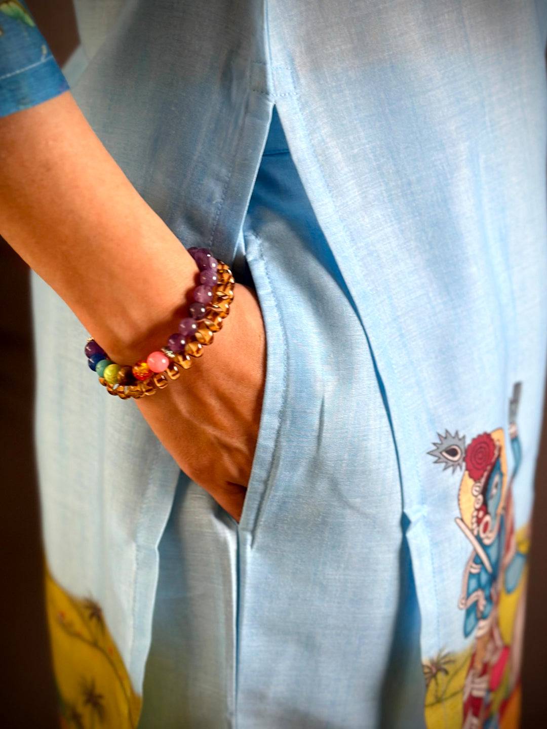 Opulent Kalamkari Round Neck Kurti


