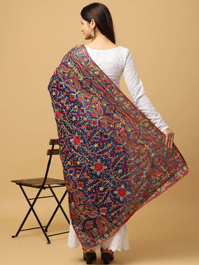 Back view of navy blue dupatta with intricate embroidery