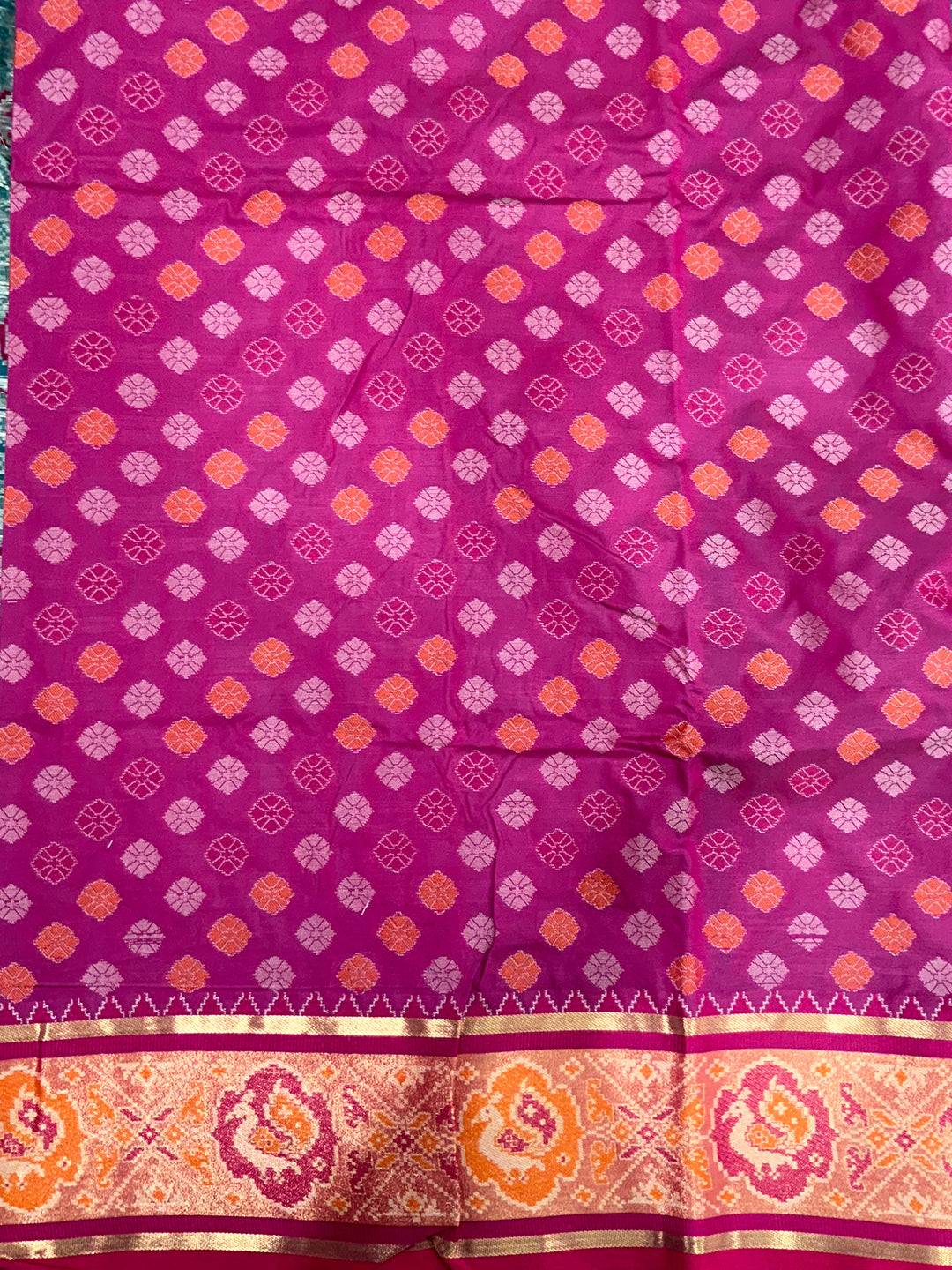 Elegant Rama Pochampally Patola Silk Saree