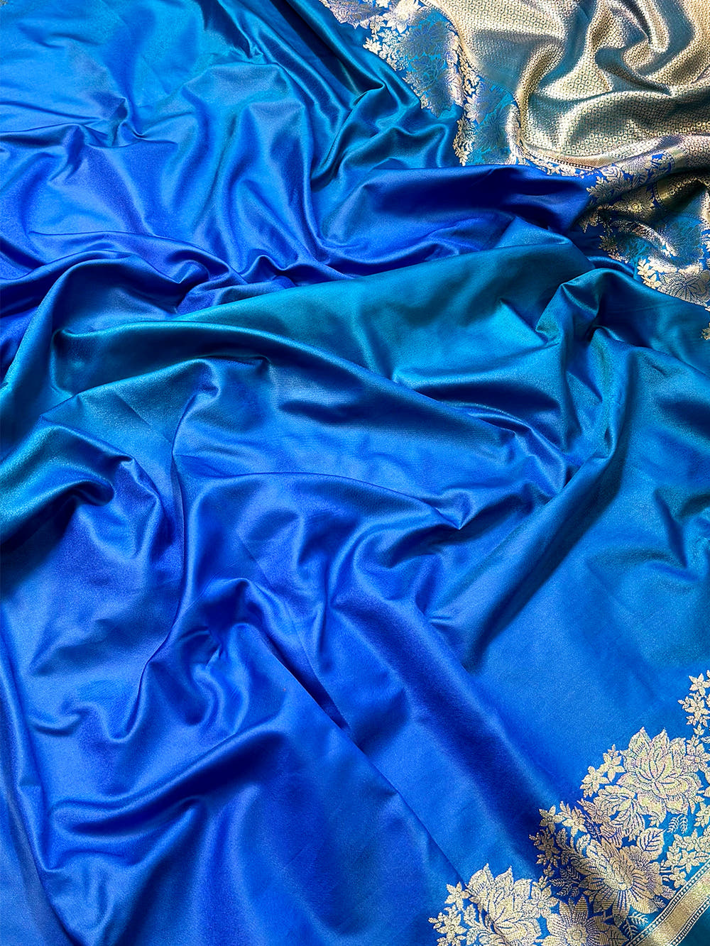 Radiant Ombre Weaving Mashru Silk Saree