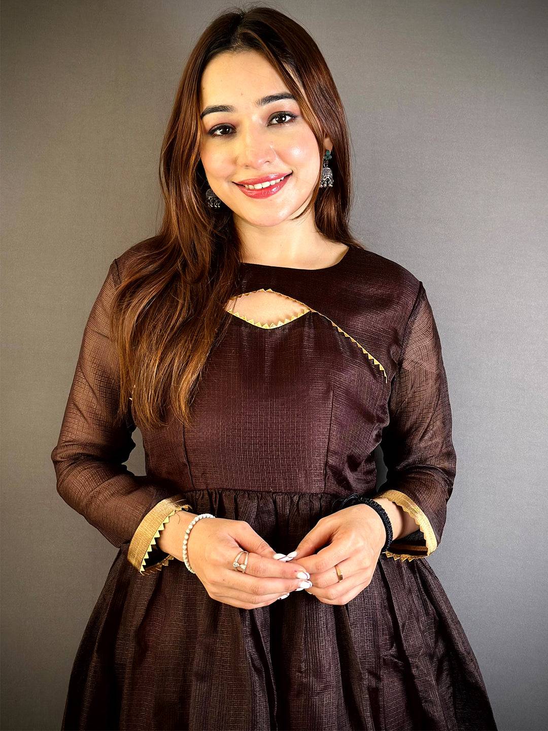 Elegant Crew Neck Kota Doriya Kurti