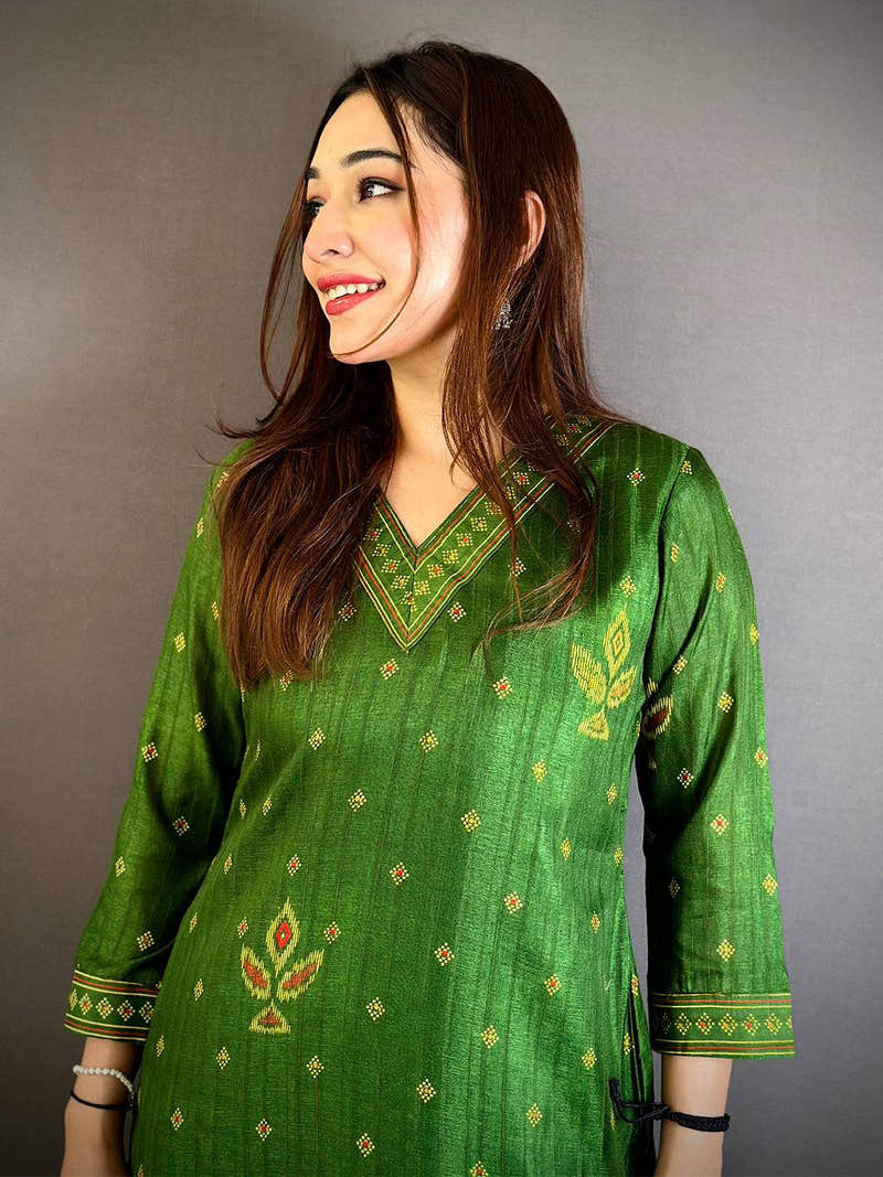 Graceful V Neck Tussar Ghicha Ethnic Kurti