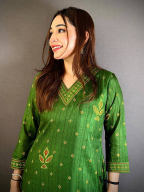 Graceful V Neck Tussar Ghicha Ethnic Kurti