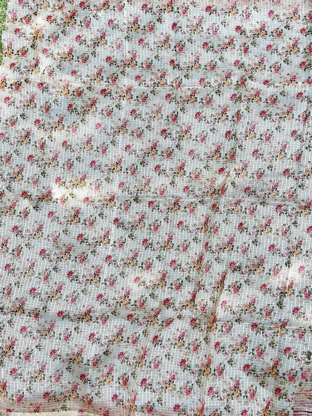 Soft Kota Doriya Silk Saree With Flower & abstect Prints