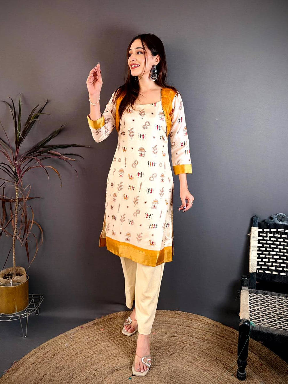 Soft Dola Silk Square Neck Kurti