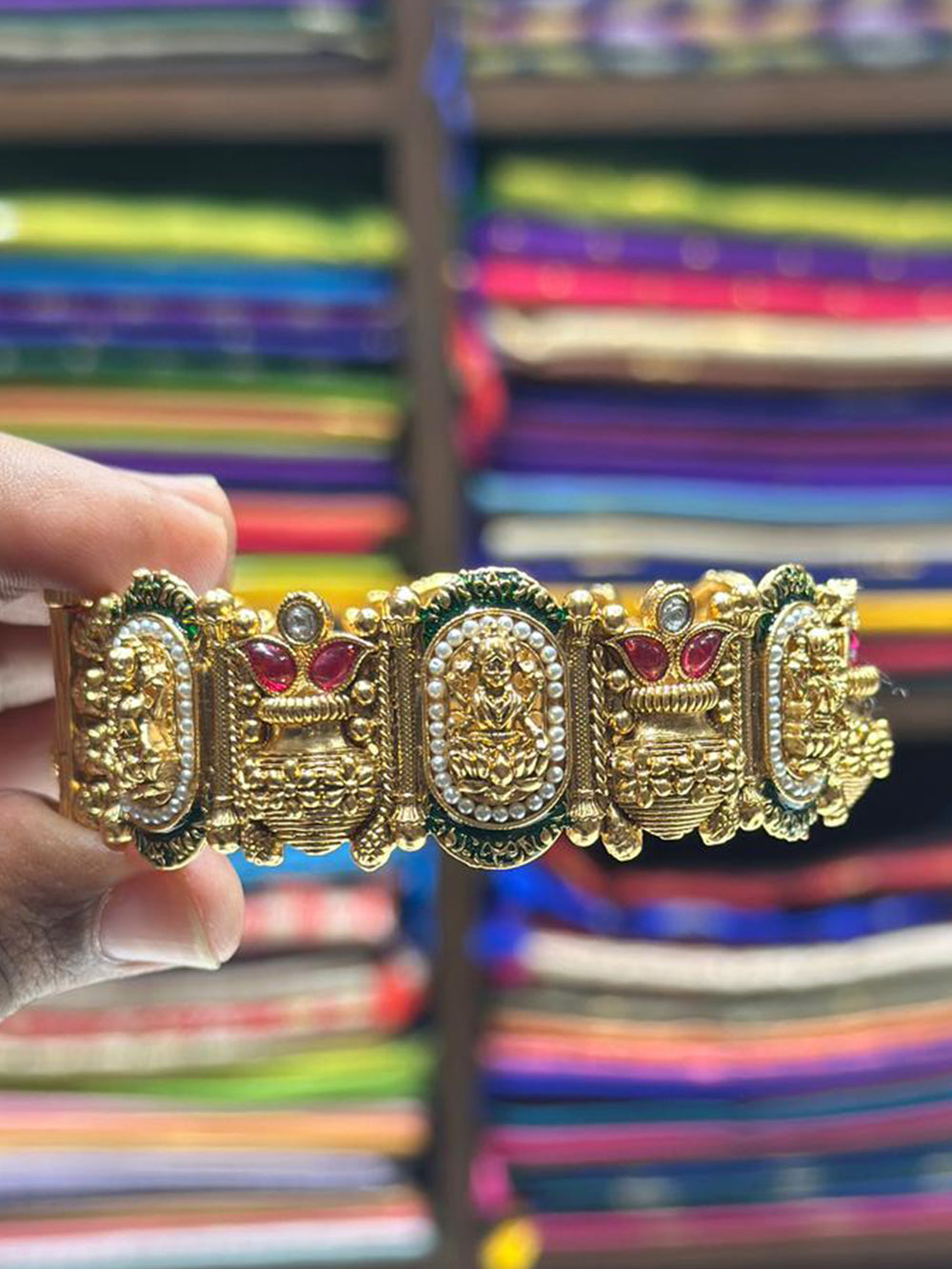 Royal Antique Gold Bangle


