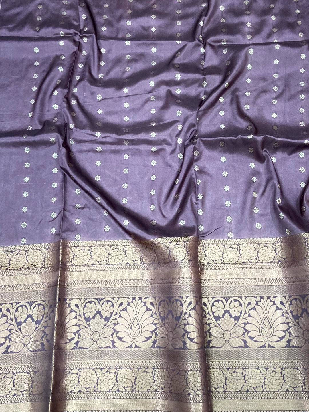 Exquisite Banarasi Floral Print Saree