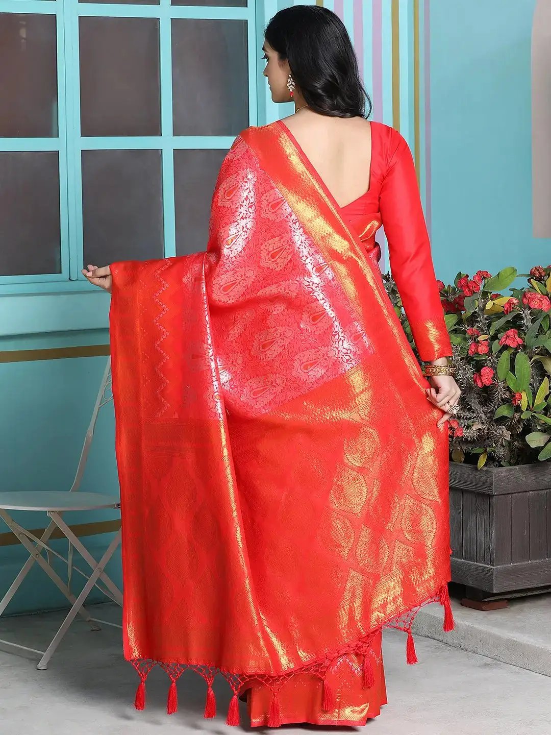 Exclusive Kanjivaram Silk Saree With Zari Work
