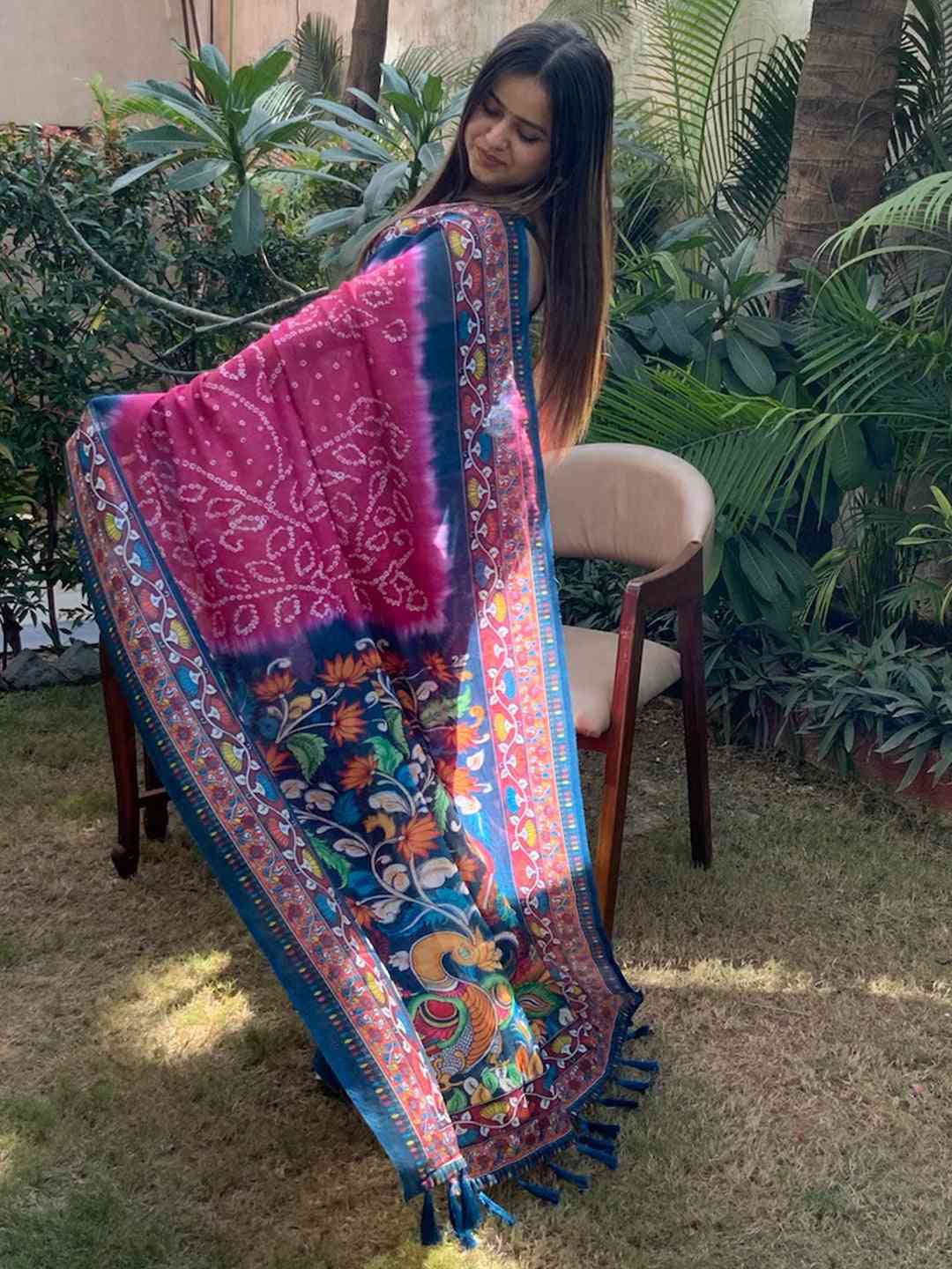 Back view of Linen Bandhej Kalamkari Saree with floral design