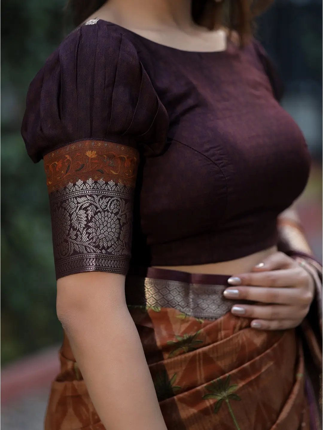  Coffee Brown Viscose Dola Silk Saree With Pichwai Print