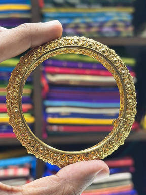 Antique Gold Broad Bangle


