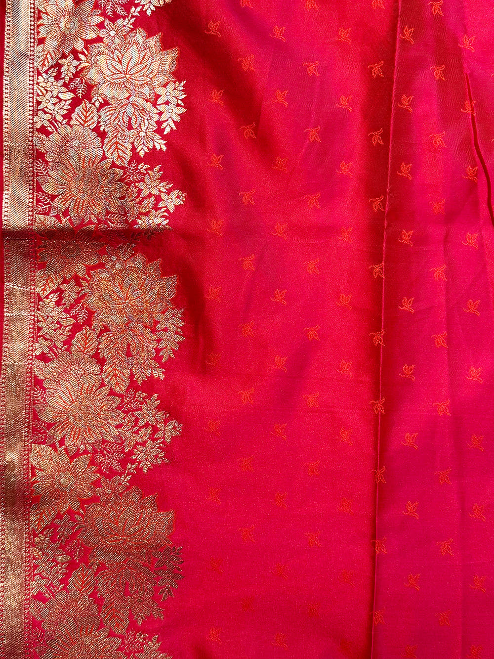 Opulent Ombre Weaving Mashru Silk Saree