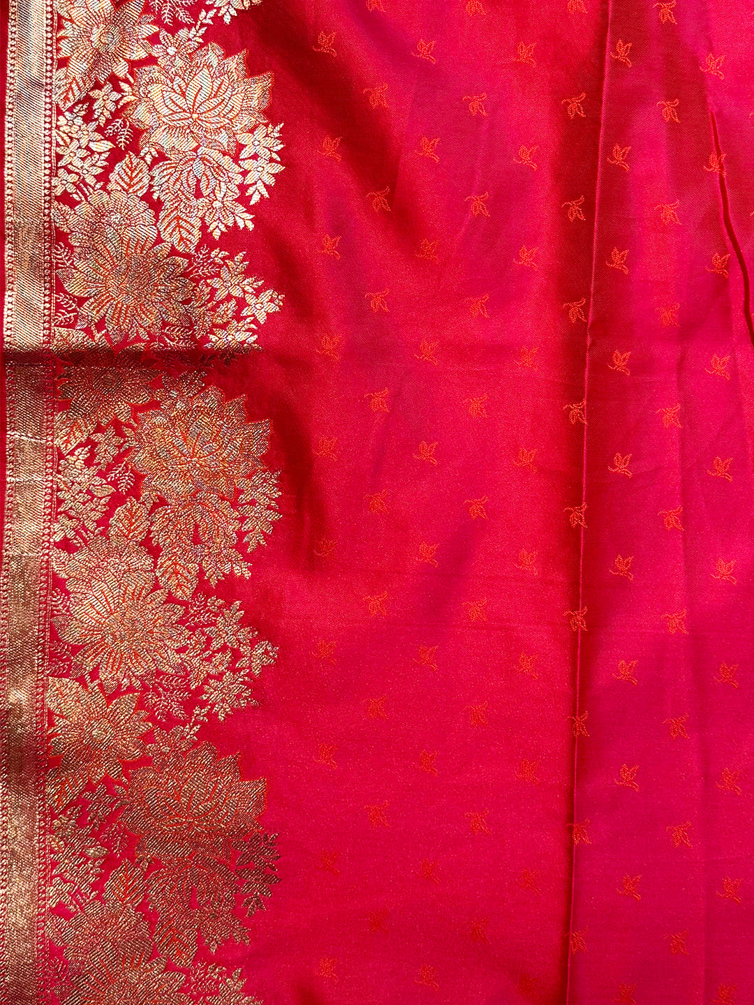 Opulent Ombre Weaving Mashru Silk Saree
