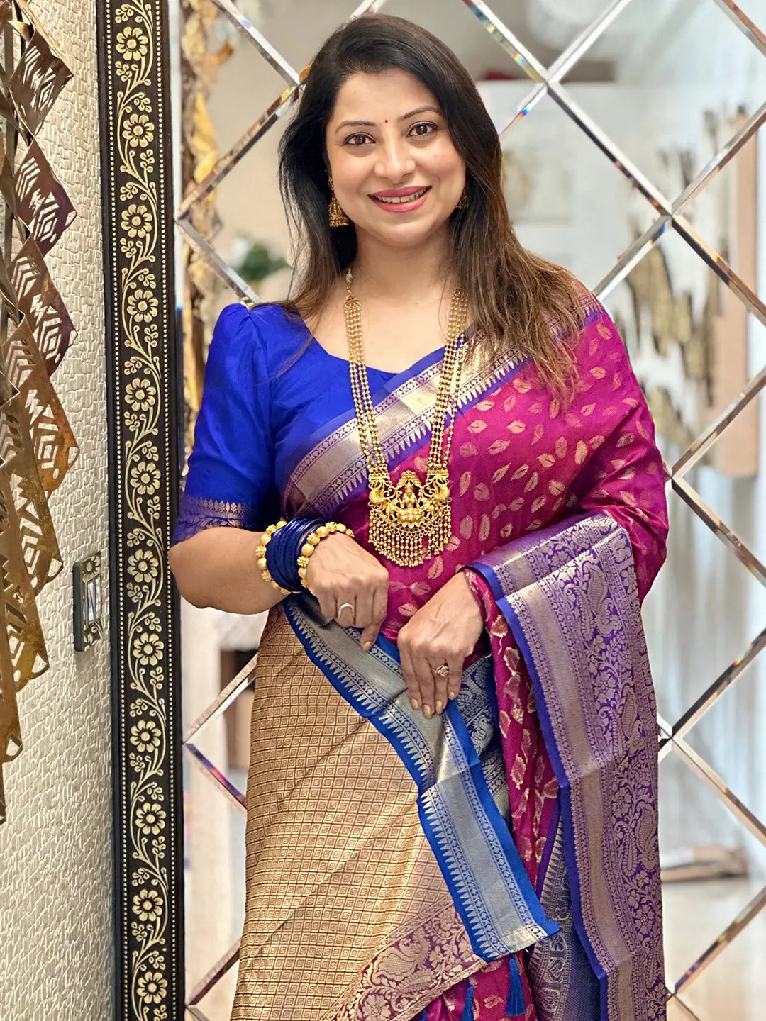 Wine Banarasi Kanchi Pattu Saree with zari motifs