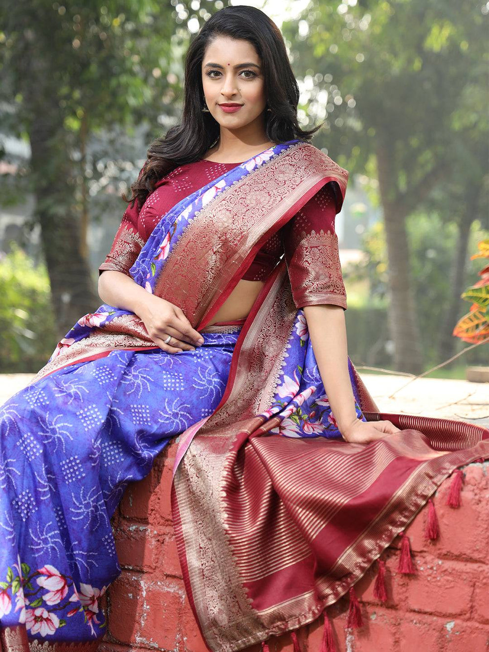 Purple Pure Viscose Dola Silk Saree With Floral Print Border