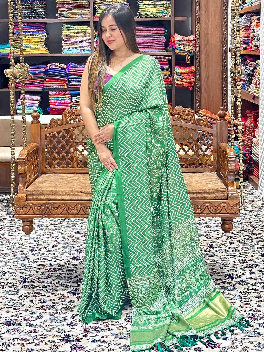 Stylish green Manipuri silk saree featuring foil print