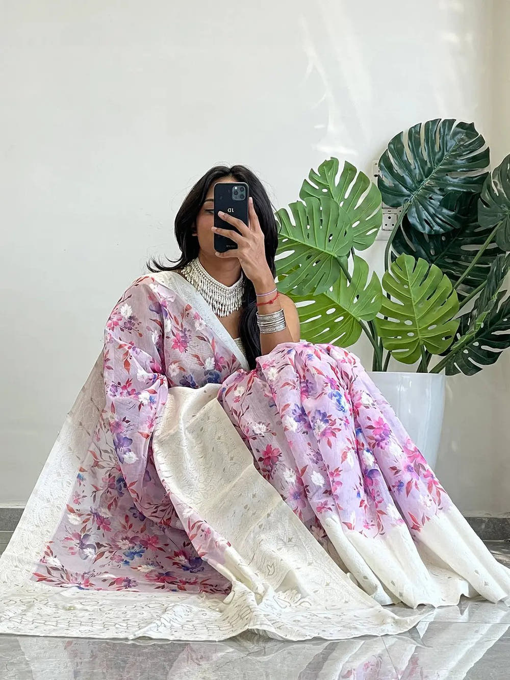 Stylish floral print Bollywood Saree in Lakhnavi style