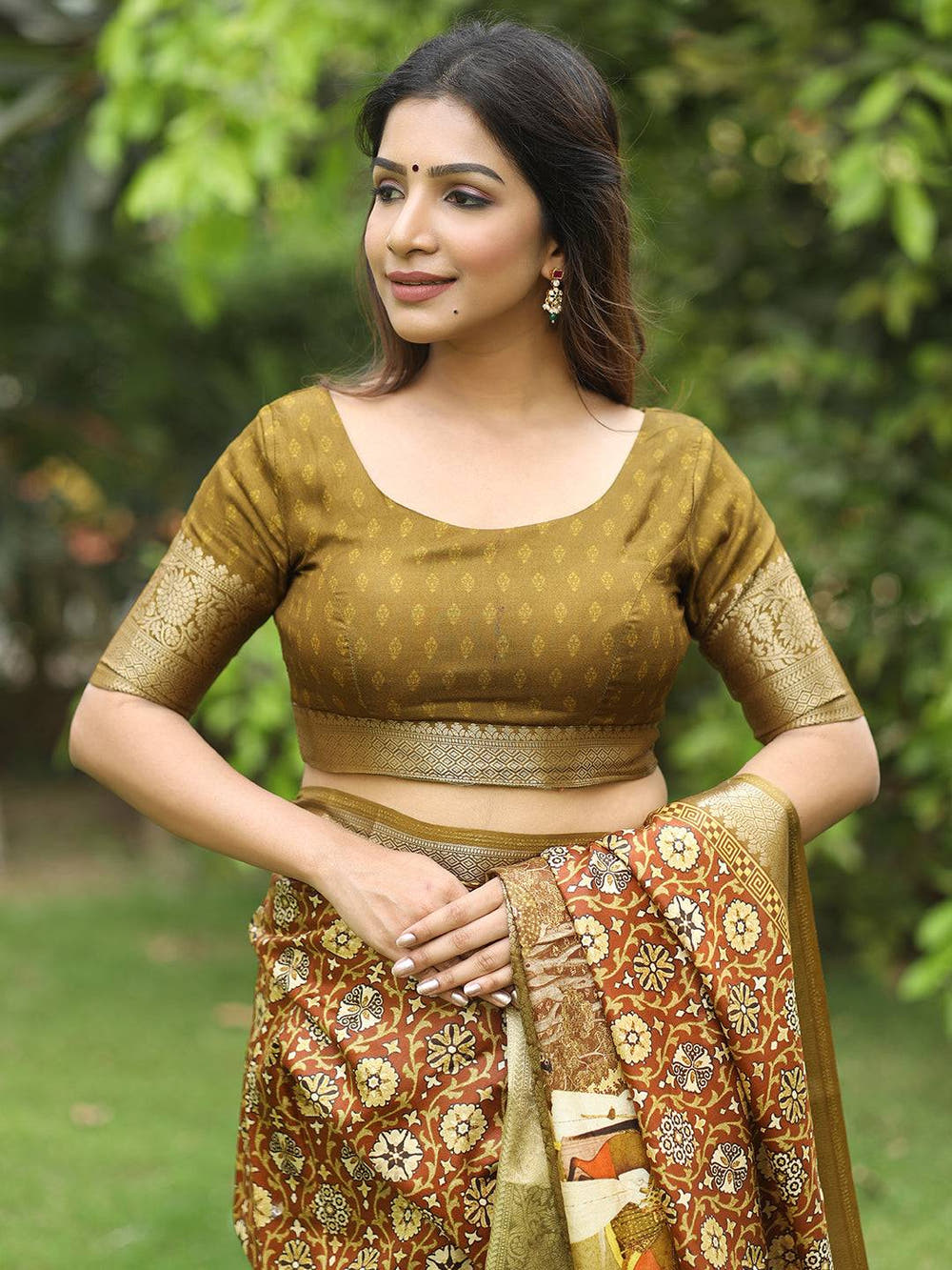 Brown Ajrak Block & Hand Kalamkari Print Pure Viscose Saree 
