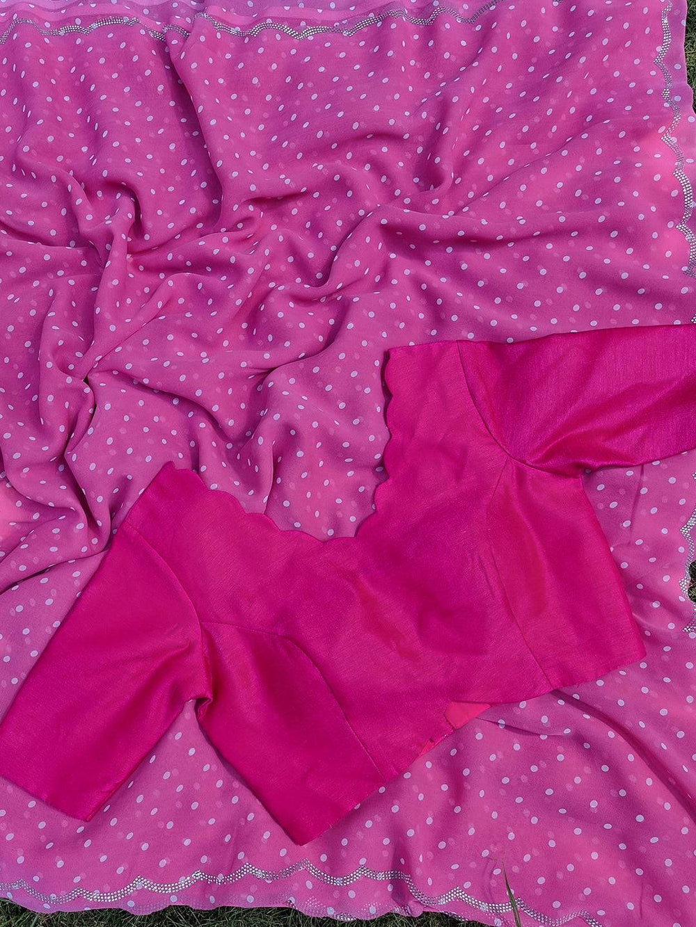 Georgette Polka Dot Print Swaroski Cut Work Border Saree