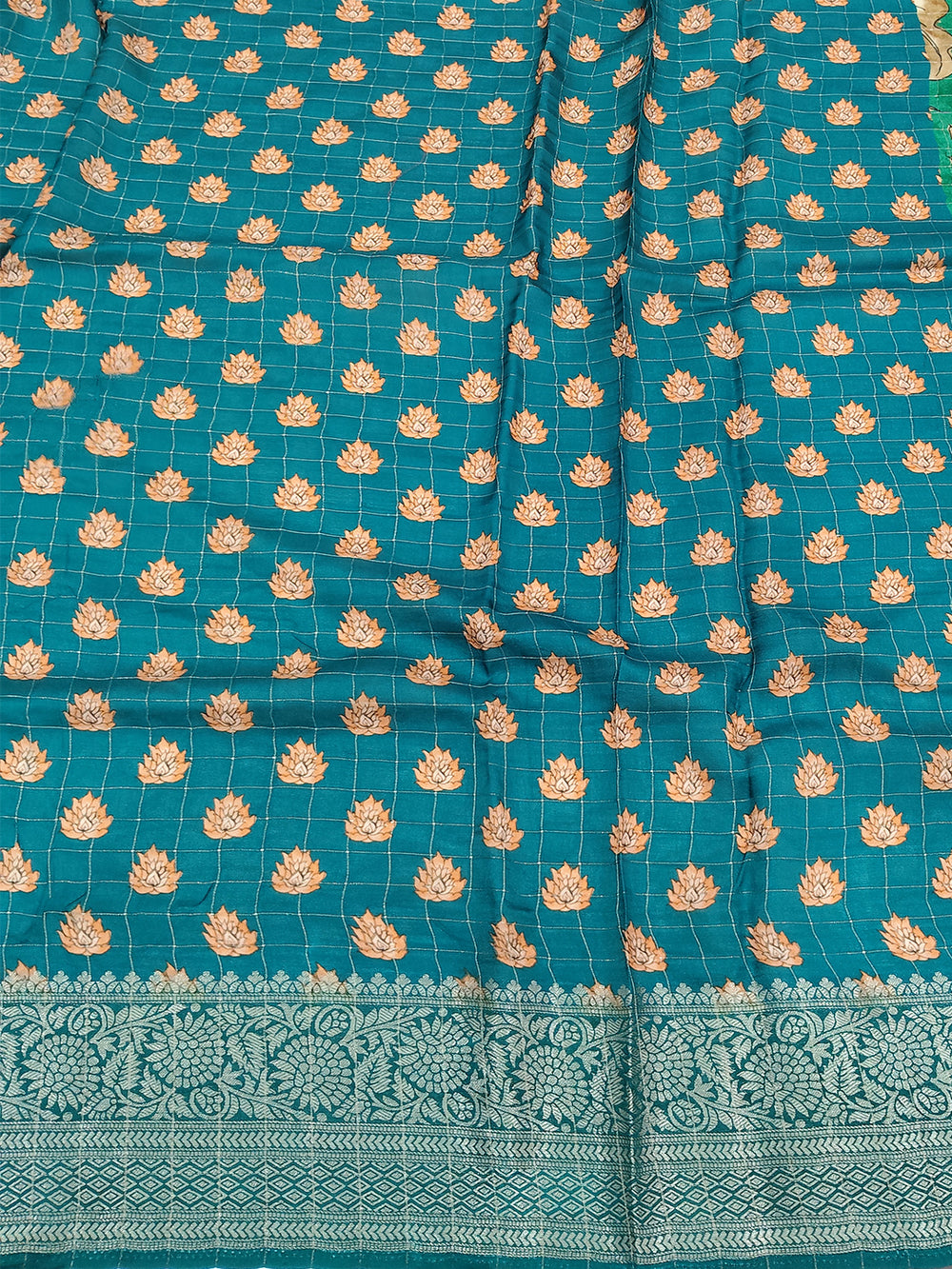 Deep Green Floral Printed Viscose Saree